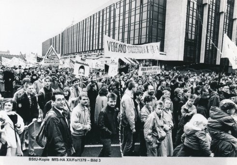 Der Wendepunkt | Deutschland Archiv | bpb.de