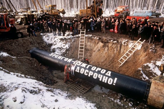 Sowjetisch-europäische Erdgasleitung im Bau