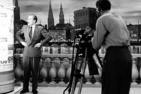 Unterhaltung in den 50er Jahren, Deutsche Fernsehgeschichte in Ost und  West