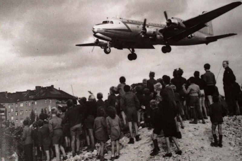 Des Kriegs Oder Des Krieges Ursachen und Entstehung des Kalten Krieges | Internationale Beziehungen