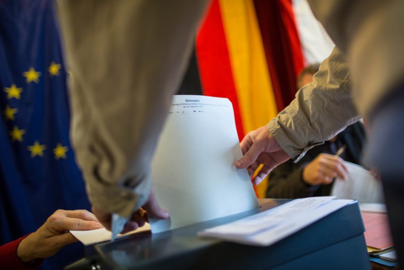 Ein Tag als Wahlhelfer eine Reportage Themen bpb.de