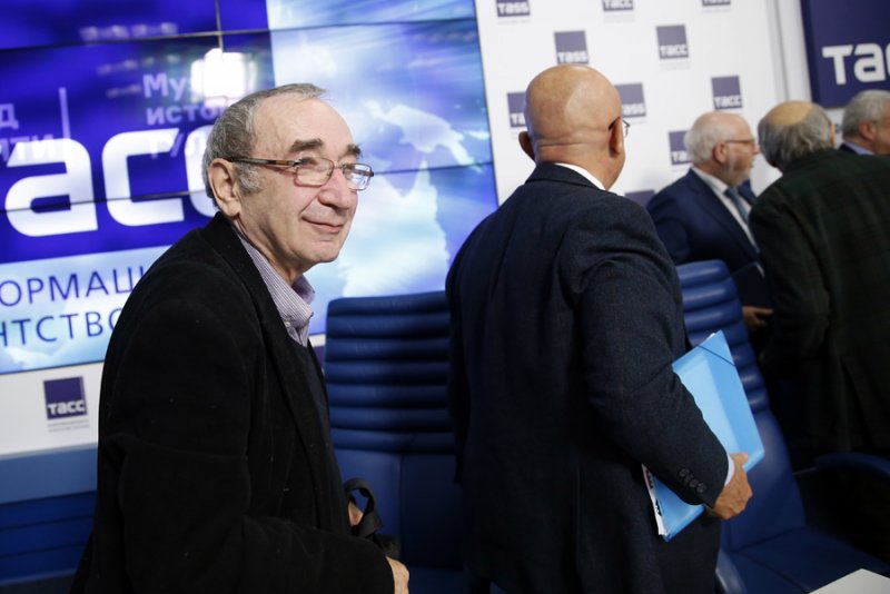 Nachruf Arsenij Roginskij 30. März 1946 18. Dezember 2017 Russland